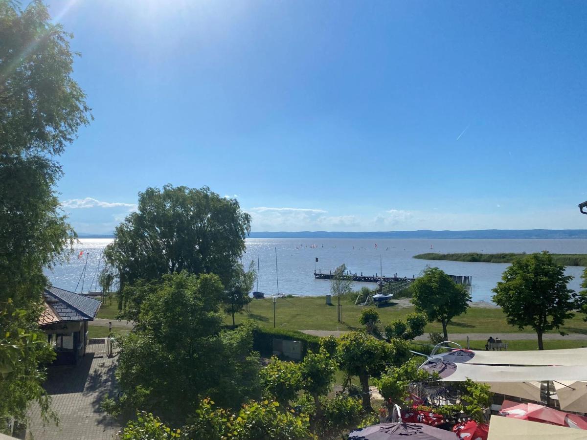 Seehotel Herlinde Podersdorf am See Exterior photo