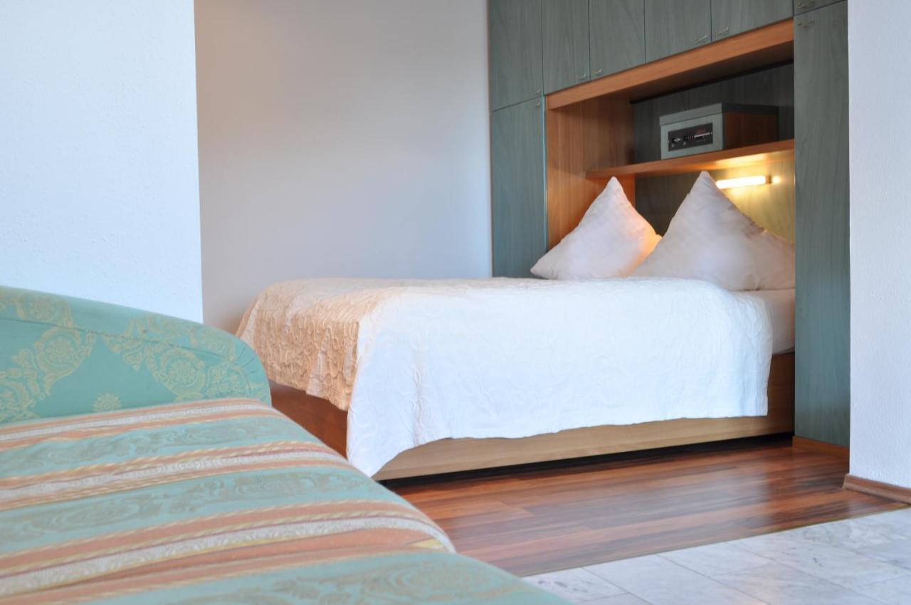 Seehotel Herlinde Podersdorf am See Exterior photo